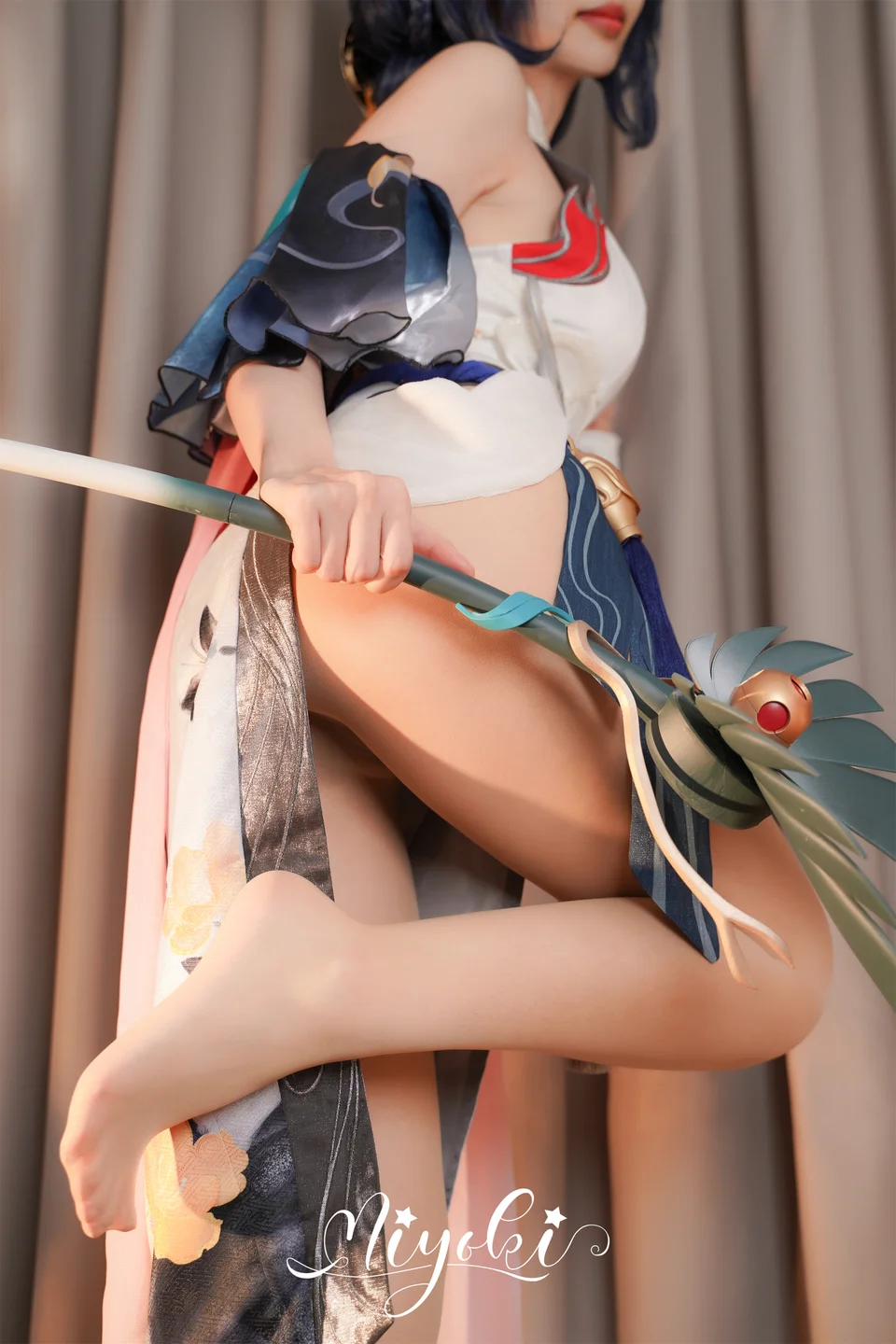 铃木美咲软软趴在床单上_想要成为你的偶像（公孙离离恨烟篇）29P,2V_2_91GB tg@simisebaisi 【丝足阁】021.webp